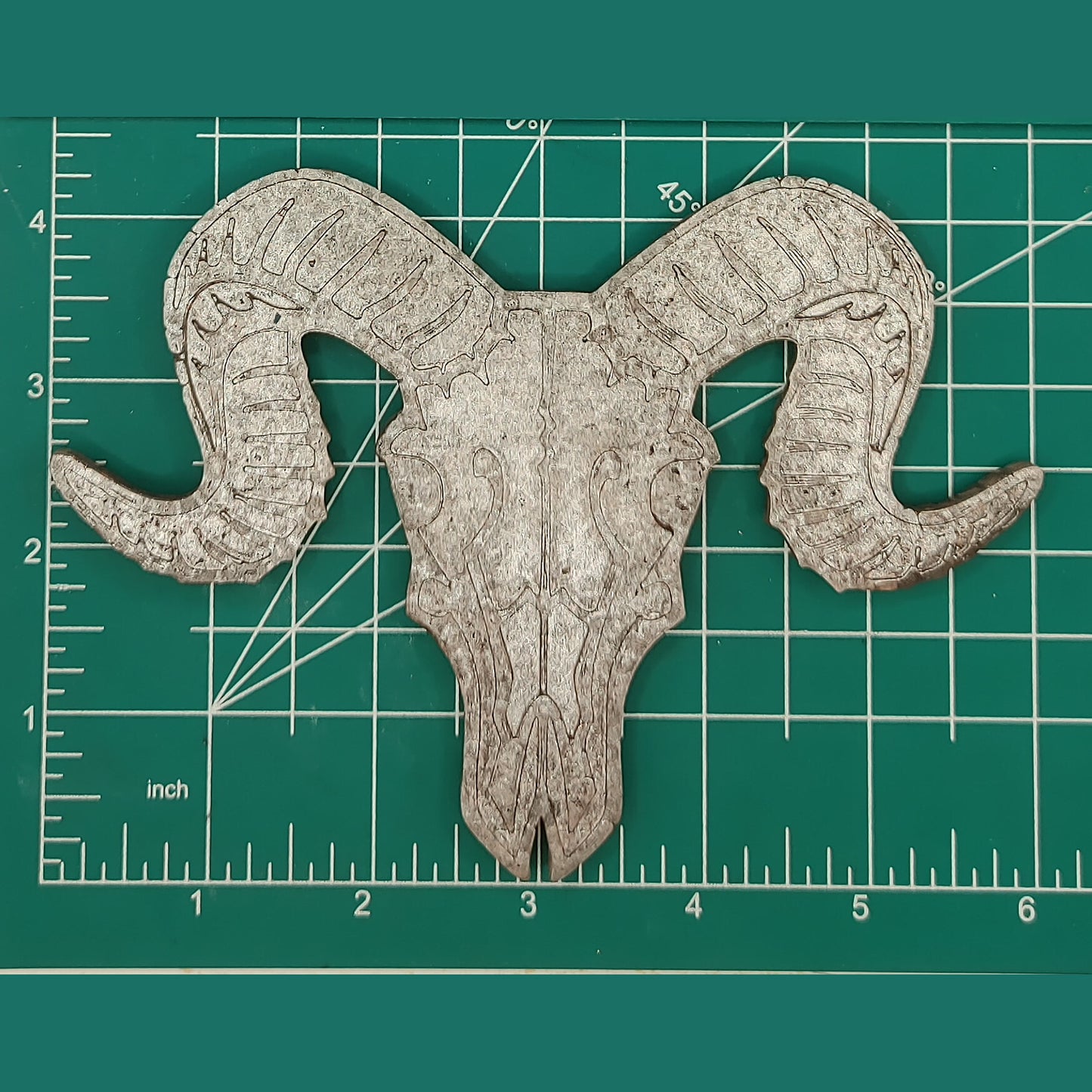 Bighorn Sheep Skull - Detailed - Silicone Freshie Mold