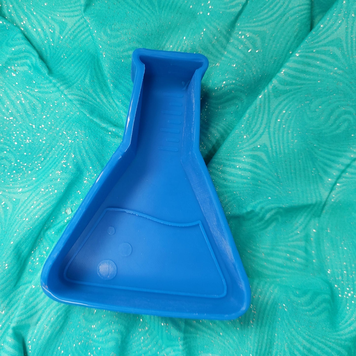 Erlenmeyer Flask Silicone Freshie Mold