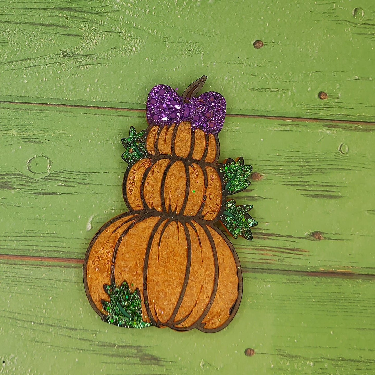 Stack of 3 pumpkins with Bow - Silicone Freshie Mold