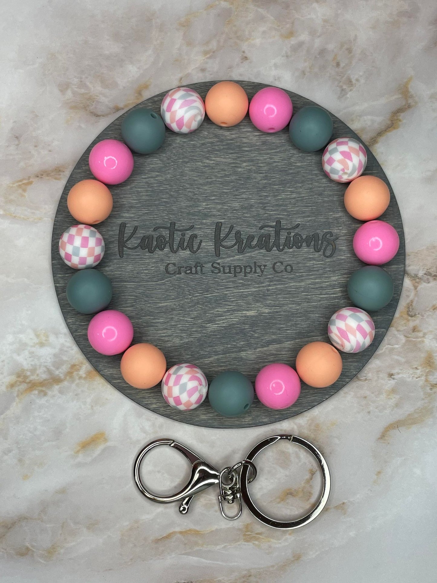 *BOBBIELEE CREATIONS INSPIRATION* DIY BEADED WRISTLET KIT #41