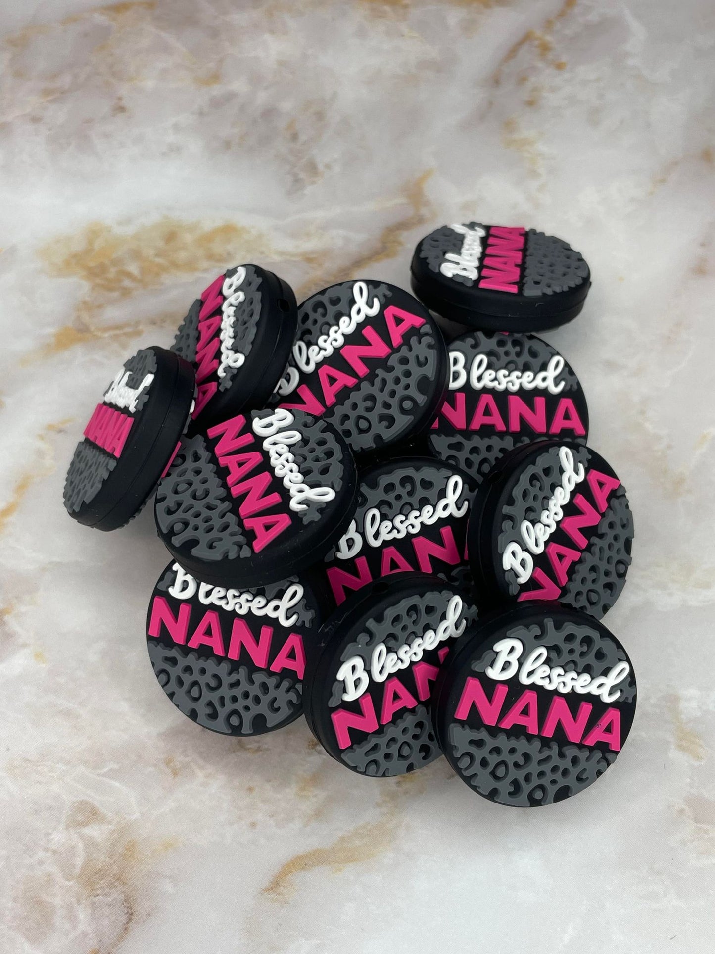 BLESSED NANA SILICONE FOCAL B15