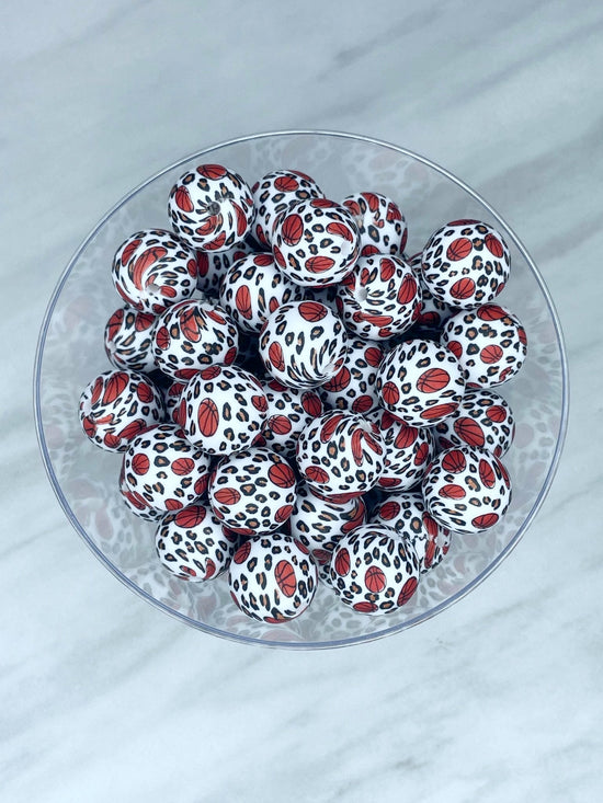 P609 LEOPARD RED BASKETBALL 15MM PRINT (1ct)