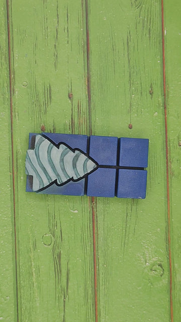 Christmas Tree - Snap Out Center - Wax Melt Snap Bar Silicone Mold