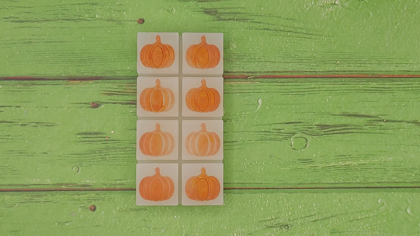 Load and play video in Gallery viewer, Pumpkins Wax Melt Snap Bar Silicone Mold
