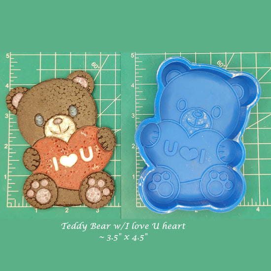 Teddy Bear with heart - Silicone Freshie Mold