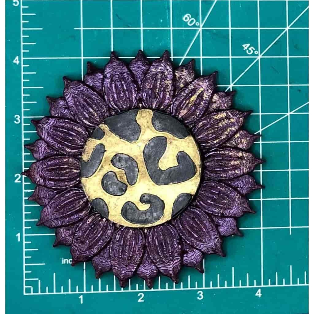 Sunflower 4.25" with 2" plain center for inserts or cardstock - Silicone Freshie Mold